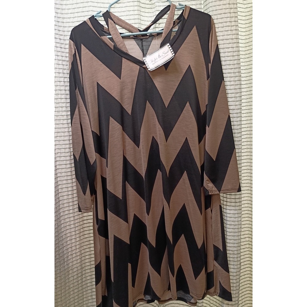 Women's NWT‎ Size XL Ride The Wavelength Taupe & Black Chevron Dress W Pockets - Picture 2 of 6